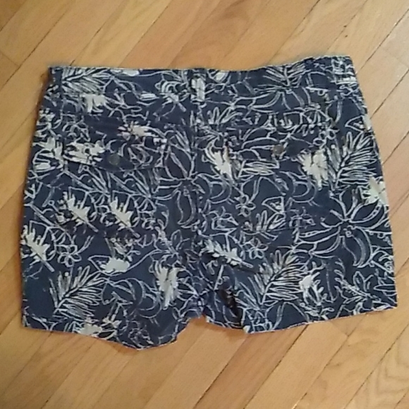 5 for $20! Supplies by UNIONBAY High Rise Blue shorts - Picture 5 of 9
